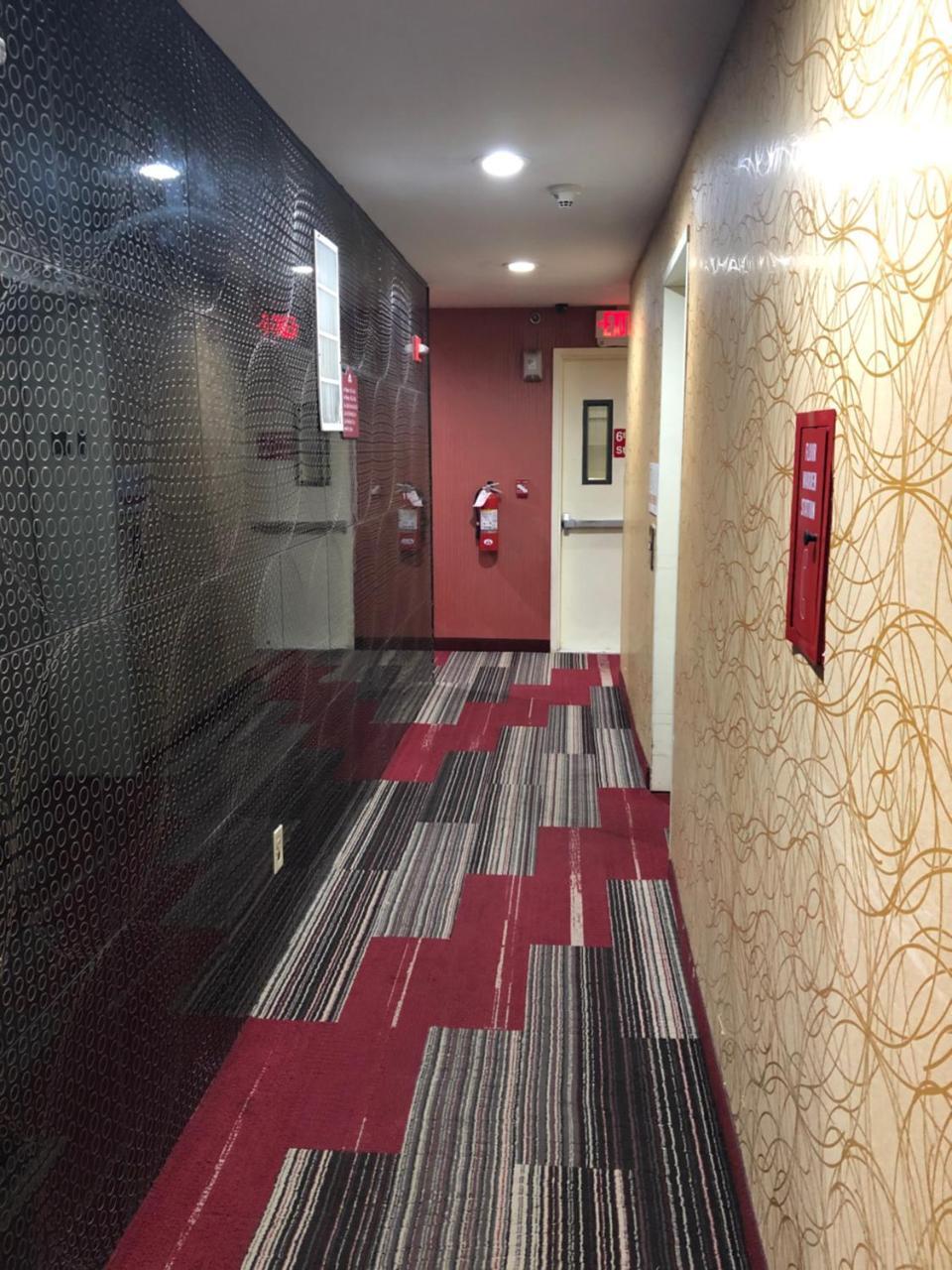 Days By Wyndham Brooklyn Hotel 2*