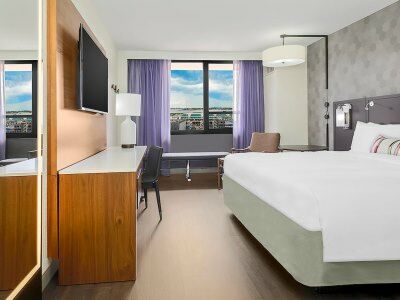 Laguardia Airport Marriott 4* New York