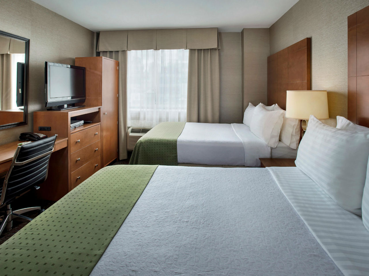 Manhattan 6th Ave - Chelsea By Ihg Hotel 4*